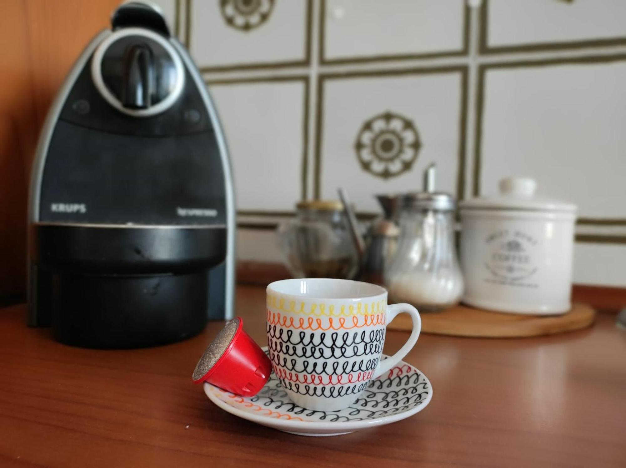 Eco House San Michele Hostel Borgo San Michele  Екстериор снимка
